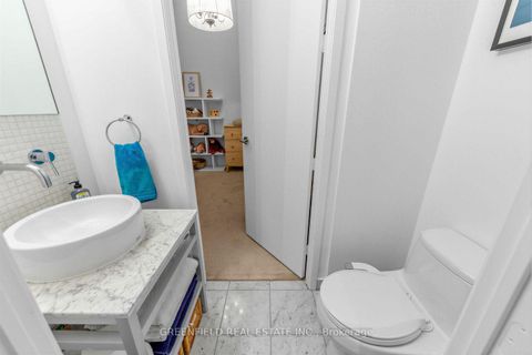 Photo 16 at 410 - 380 Macpherson Avenue N, Casa Loma, Toronto