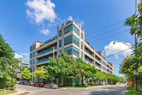 Photo 25 at 410 - 380 Macpherson Avenue N, Casa Loma, Toronto