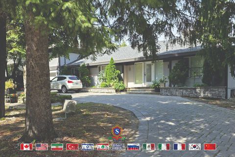 Photo 4 at 318 Centre Street, Uplands, Vaughan