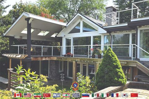 Photo 38 at 318 Centre Street, Uplands, Vaughan