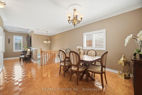 Photo 6 at 137 Blackthorn Drive, Maple, Vaughan