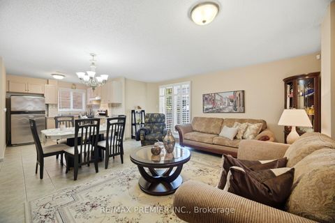 Photo 29 at 137 Blackthorn Drive, Maple, Vaughan