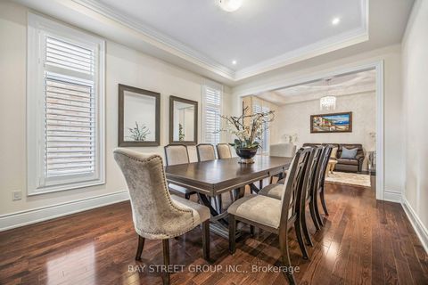 Photo 11 at 39 Harley Drive, Vellore Village, Vaughan