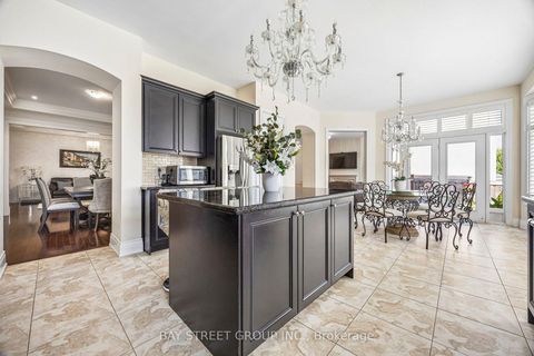 Photo 14 at 39 Harley Drive, Vellore Village, Vaughan