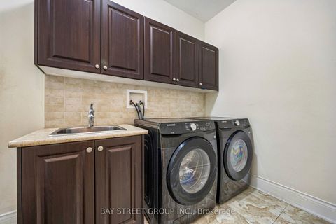 Photo 24 at 39 Harley Drive, Vellore Village, Vaughan