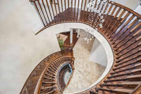 Photo 26 at 39 Harley Drive, Vellore Village, Vaughan