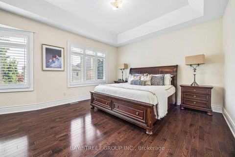 Photo 30 at 39 Harley Drive, Vellore Village, Vaughan