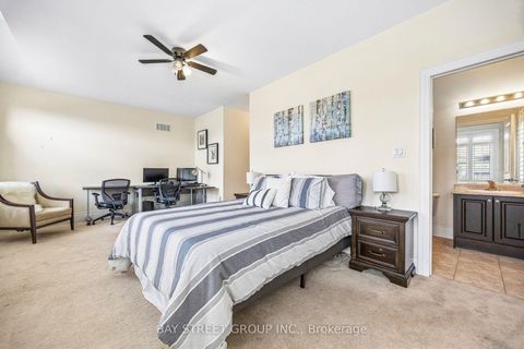 Photo 34 at 39 Harley Drive, Vellore Village, Vaughan
