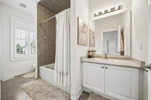 Photo 38 at 39 Harley Drive, Vellore Village, Vaughan