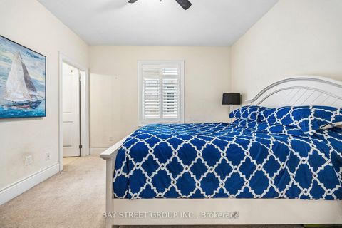 Photo 40 at 39 Harley Drive, Vellore Village, Vaughan