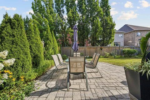 Photo 45 at 39 Harley Drive, Vellore Village, Vaughan