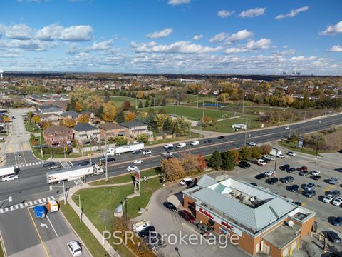 Photo 2 at 715 - 24 Woodstream Boulevard, Vaughan Grove, Vaughan