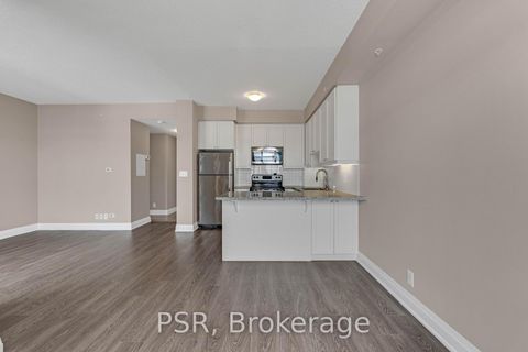 Photo 12 at 715 - 24 Woodstream Boulevard, Vaughan Grove, Vaughan