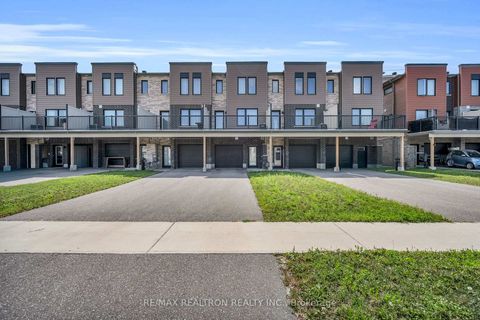 Photo 2 at 59 Fairlane Avenue, Painswick South, Barrie