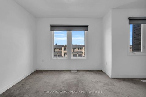 Photo 21 at 59 Fairlane Avenue, Painswick South, Barrie