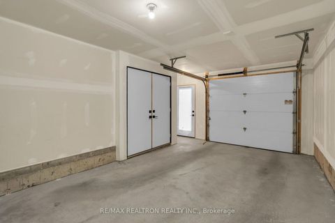 Photo 30 at 59 Fairlane Avenue, Painswick South, Barrie