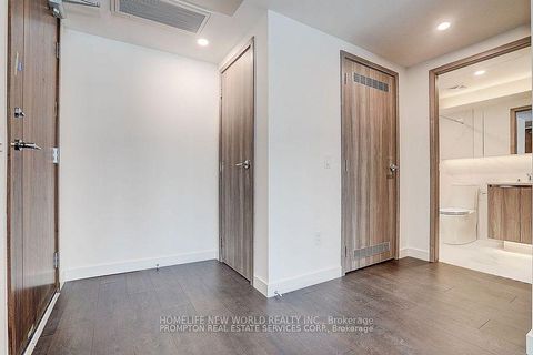 Photo 1 at 538 - 1 Concord Cityplace Way, Waterfront Communities C1, Toronto
