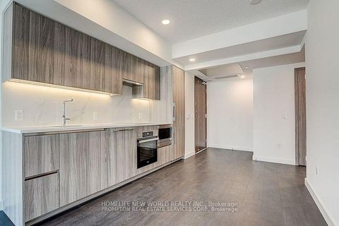 Photo 6 at 538 - 1 Concord Cityplace Way, Waterfront Communities C1, Toronto