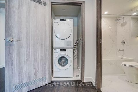 Photo 18 at 538 - 1 Concord Cityplace Way, Waterfront Communities C1, Toronto