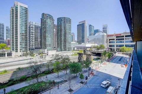 Photo 22 at 538 - 1 Concord Cityplace Way, Waterfront Communities C1, Toronto