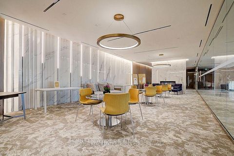 Photo 23 at 538 - 1 Concord Cityplace Way, Waterfront Communities C1, Toronto