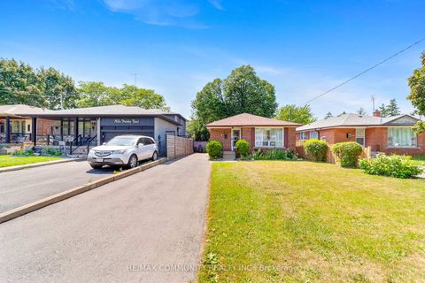 Photo 1 at 764 Brimley Road, Bendale, Toronto