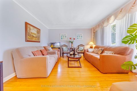 Photo 7 at 764 Brimley Road, Bendale, Toronto