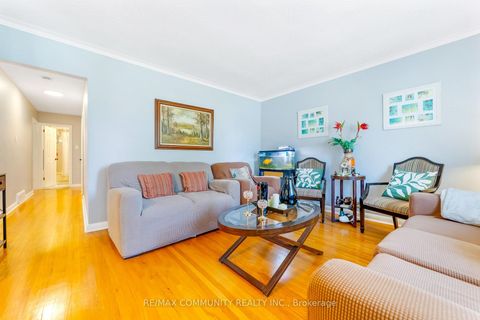 Photo 9 at 764 Brimley Road, Bendale, Toronto