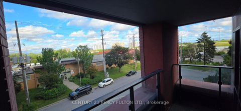 Photo 13 at 309 - 8 Tippett Road, Clanton Park, Toronto