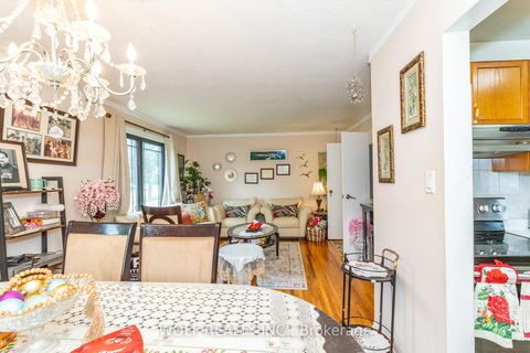 Photo 10 at 114 John Tabor Trail, Malvern, Toronto