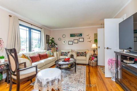 Photo 11 at 114 John Tabor Trail, Malvern, Toronto