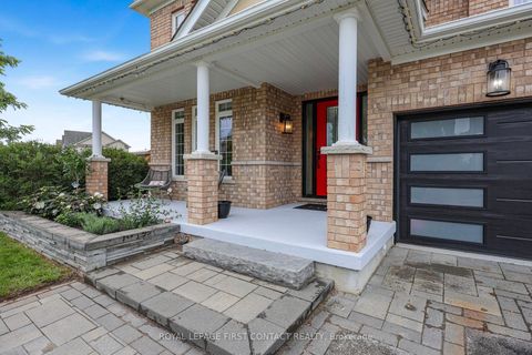 Photo 2 at 36 Regalia Way, Shore, Barrie