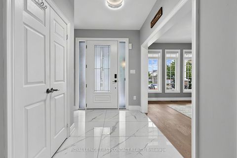 Photo 4 at 36 Regalia Way, Shore, Barrie