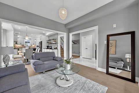 Photo 7 at 36 Regalia Way, Shore, Barrie