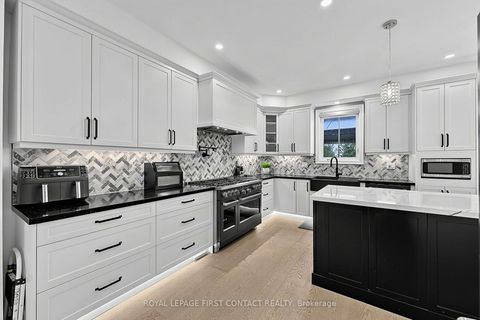 Photo 15 at 36 Regalia Way, Shore, Barrie