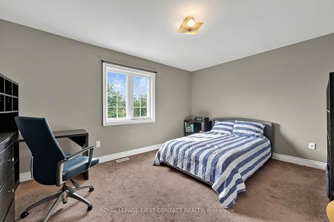 Photo 30 at 36 Regalia Way, Shore, Barrie