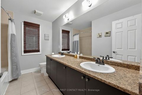 Photo 32 at 36 Regalia Way, Shore, Barrie