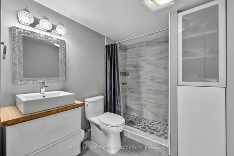 Photo 38 at 36 Regalia Way, Shore, Barrie