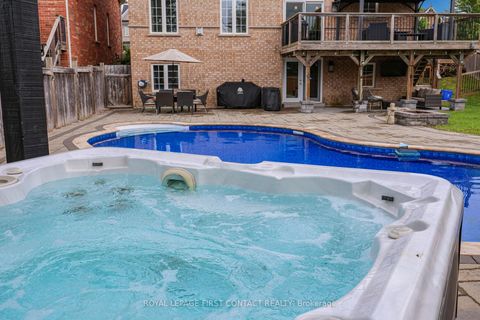 Photo 41 at 36 Regalia Way, Shore, Barrie