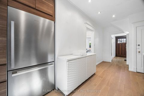 Photo 8 at 7 Sykes Avenue, Weston, Toronto