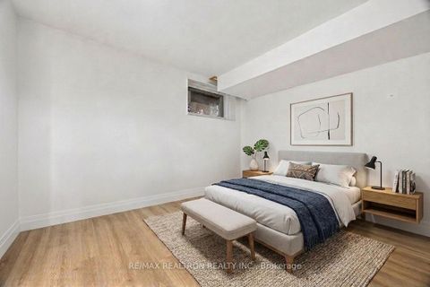 Photo 18 at 7 Sykes Avenue, Weston, Toronto