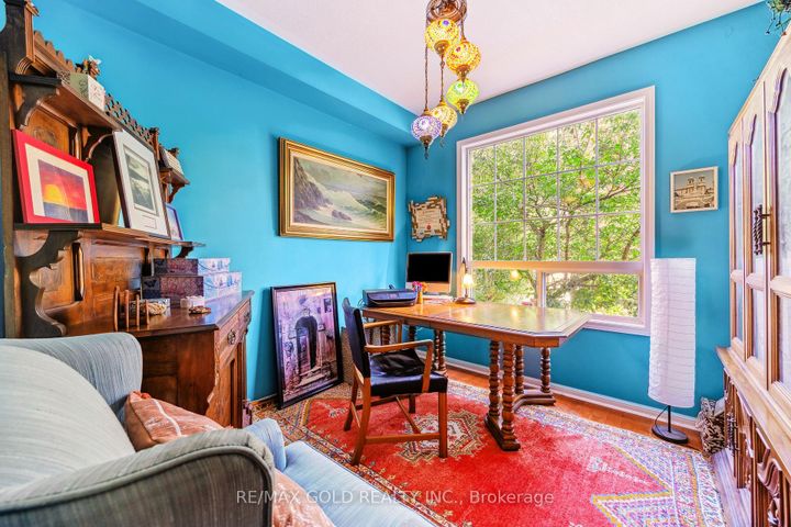 Photo 21 at 40 Maldives Crescent, Vales of Castlemore, Brampton