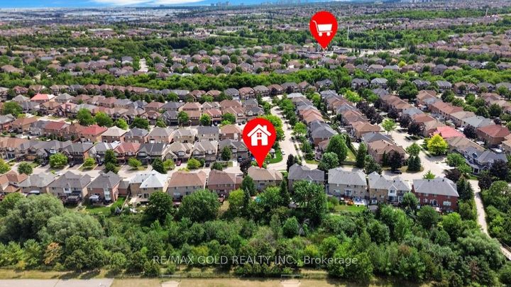 Photo 47 at 40 Maldives Crescent, Vales of Castlemore, Brampton
