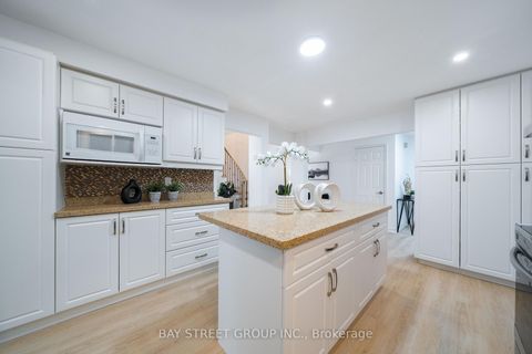 Photo 12 at 45 Thurman Road, Lakeview Estates, Vaughan