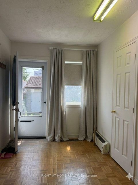 Photo 8 at 665 Ossington Avenue, Little Italy, Toronto