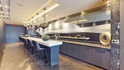 Photo 16 at 4606 - 87 Peter Street, Waterfront Communities C1, Toronto