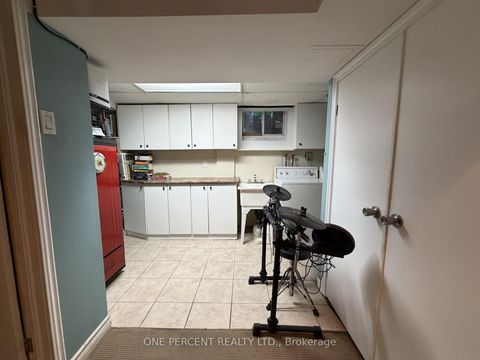Photo 12 at 112 Yore Road, Greenbrook, Toronto