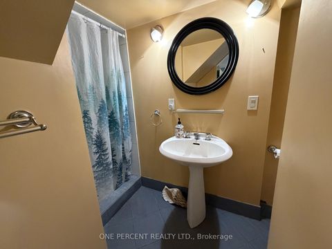 Photo 14 at 112 Yore Road, Greenbrook, Toronto