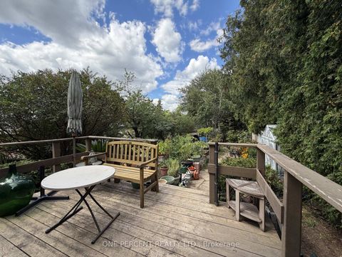 Photo 16 at 112 Yore Road, Greenbrook, Toronto