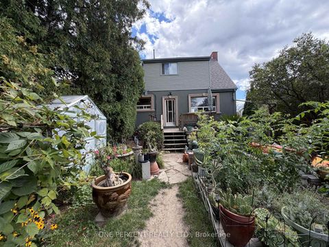 Photo 18 at 112 Yore Road, Greenbrook, Toronto
